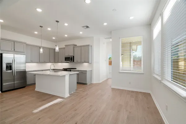 $2,500 | 607 Silver Pear Court, Montgomery, TX 77316