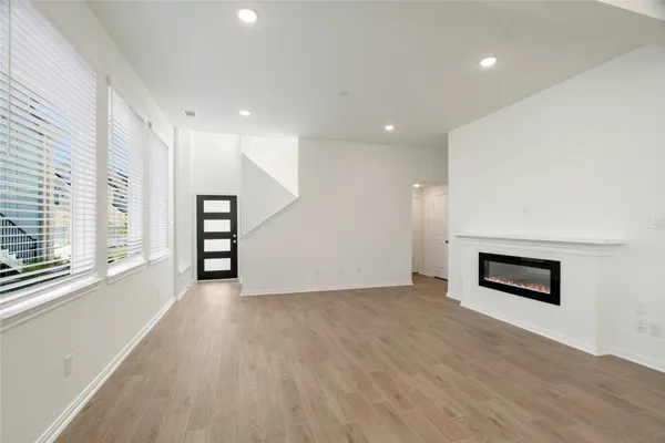 $2,500 | 607 Silver Pear Court, Montgomery, TX 77316