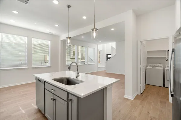 $2,500 | 607 Silver Pear Court, Montgomery, TX 77316