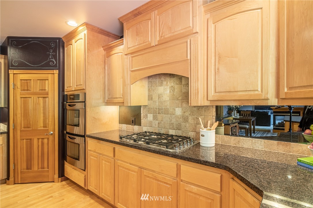 975 North Good Road Camano Island, WA 98282 - Photo 13 of 39 Gallery Image 13
