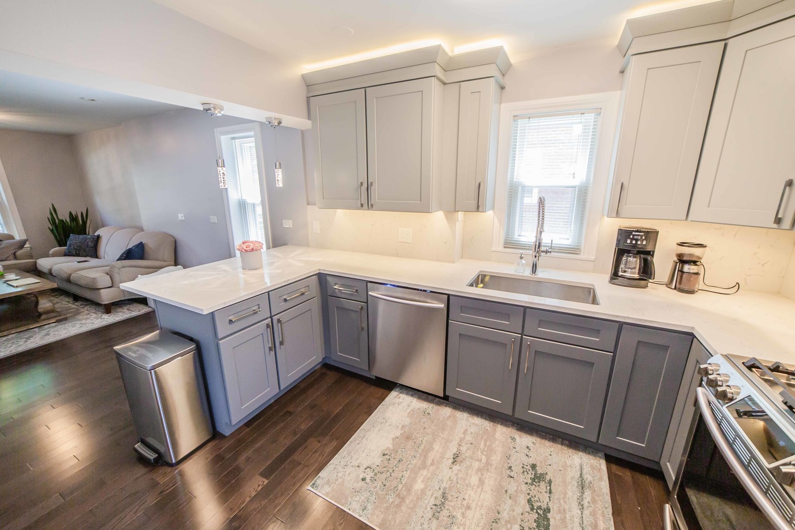 1924 Linden Avenue Park Ridge, IL 60068 - Photo 8 of 28 a kitchen with a sink stove and cabinets
