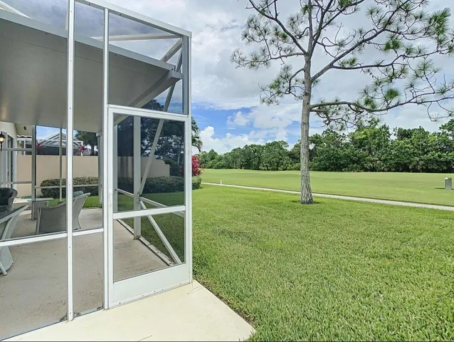 $3,500 | 8533 Southeast Palm Hammock Lane, Hobe Sound, FL 33455