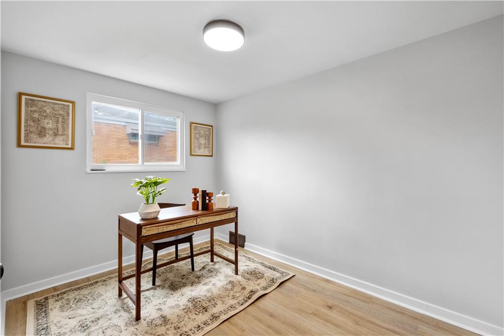 112 Eileen Drive Pittsburgh, PA 15227 - Photo 16 of 20