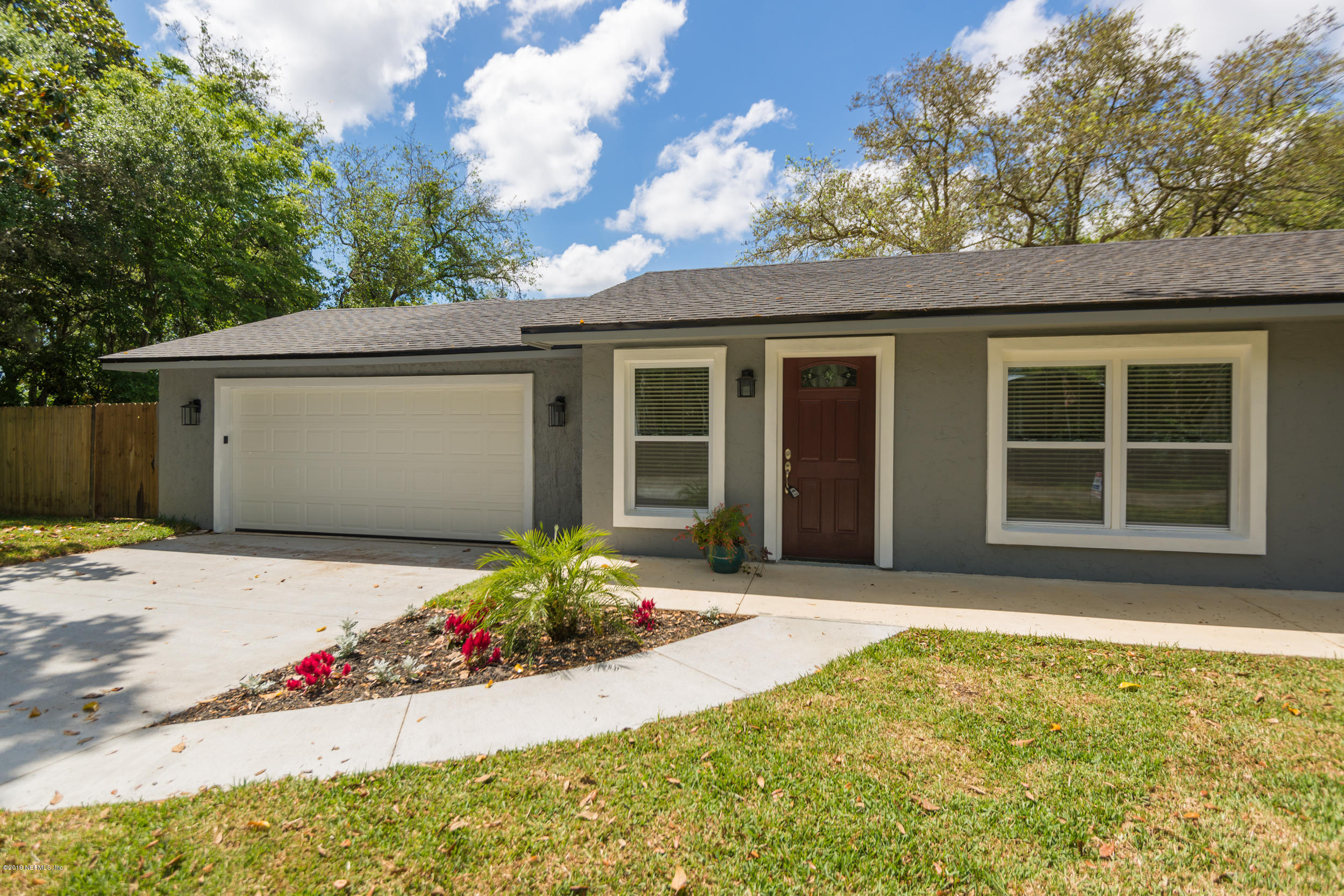 130 Tanager Road St. Augustine, FL 32086 - Photo 3 of 63 front view of a house