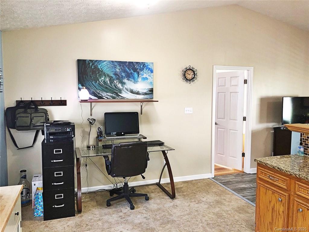 4430 Bennett Road Morganton, NC 28655 - Photo 20 of 44 Gallery Image 20