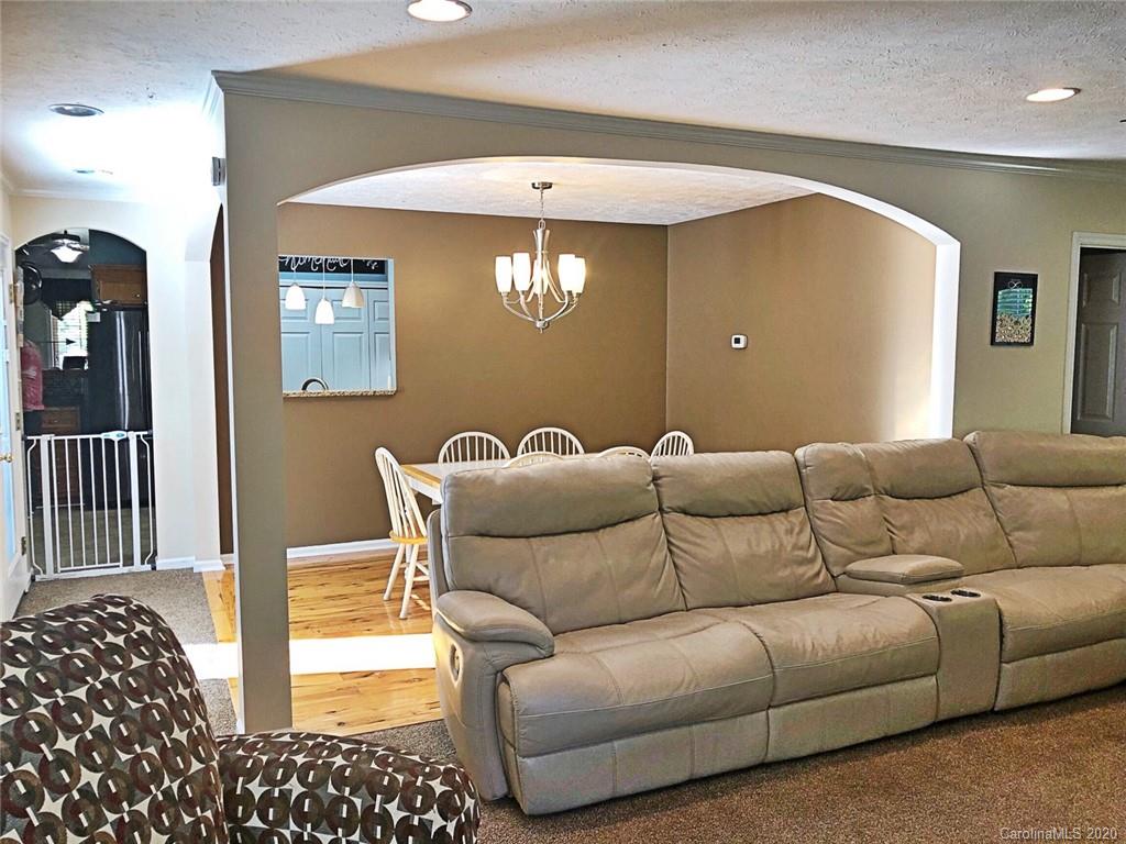 4430 Bennett Road Morganton, NC 28655 - Photo 10 of 44 Gallery Image 10