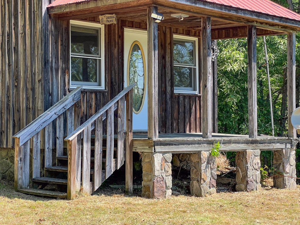 1260 Quillen Ridge Road Mouth Of Wilson, VA 24363 - Photo 16 of 36 Gallery Image 16