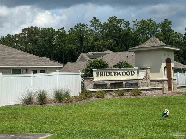 $2,495 | 7529 Steeplechase Boulevard, Pensacola, FL 32526