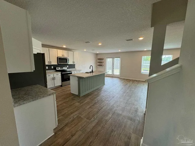 $2,495 | 7529 Steeplechase Boulevard, Pensacola, FL 32526