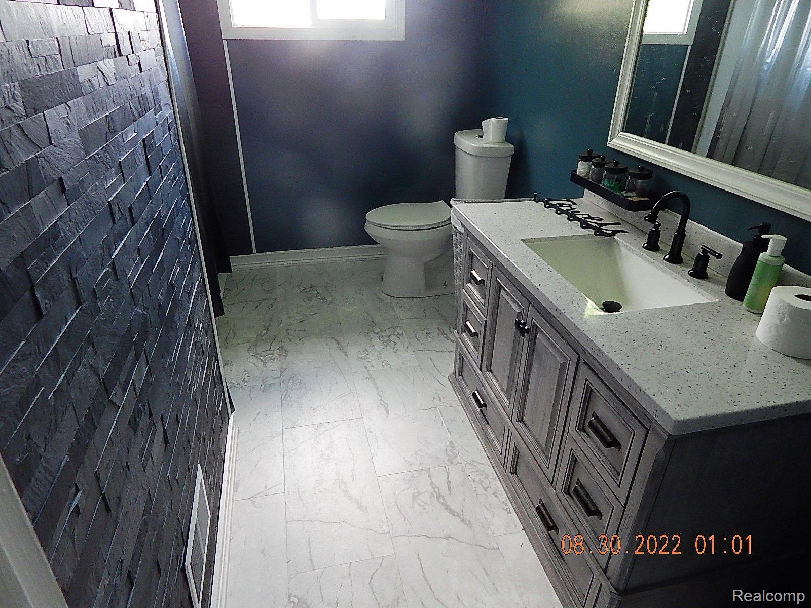 8749 US Turnpike Road Newport, MI 48166 - Photo 16 of 63 Gallery Image 16