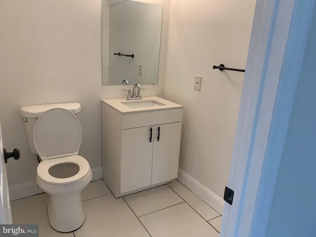 $349,999 | 276 Woodstown Daretown Road, Pilesgrove, NJ 08098