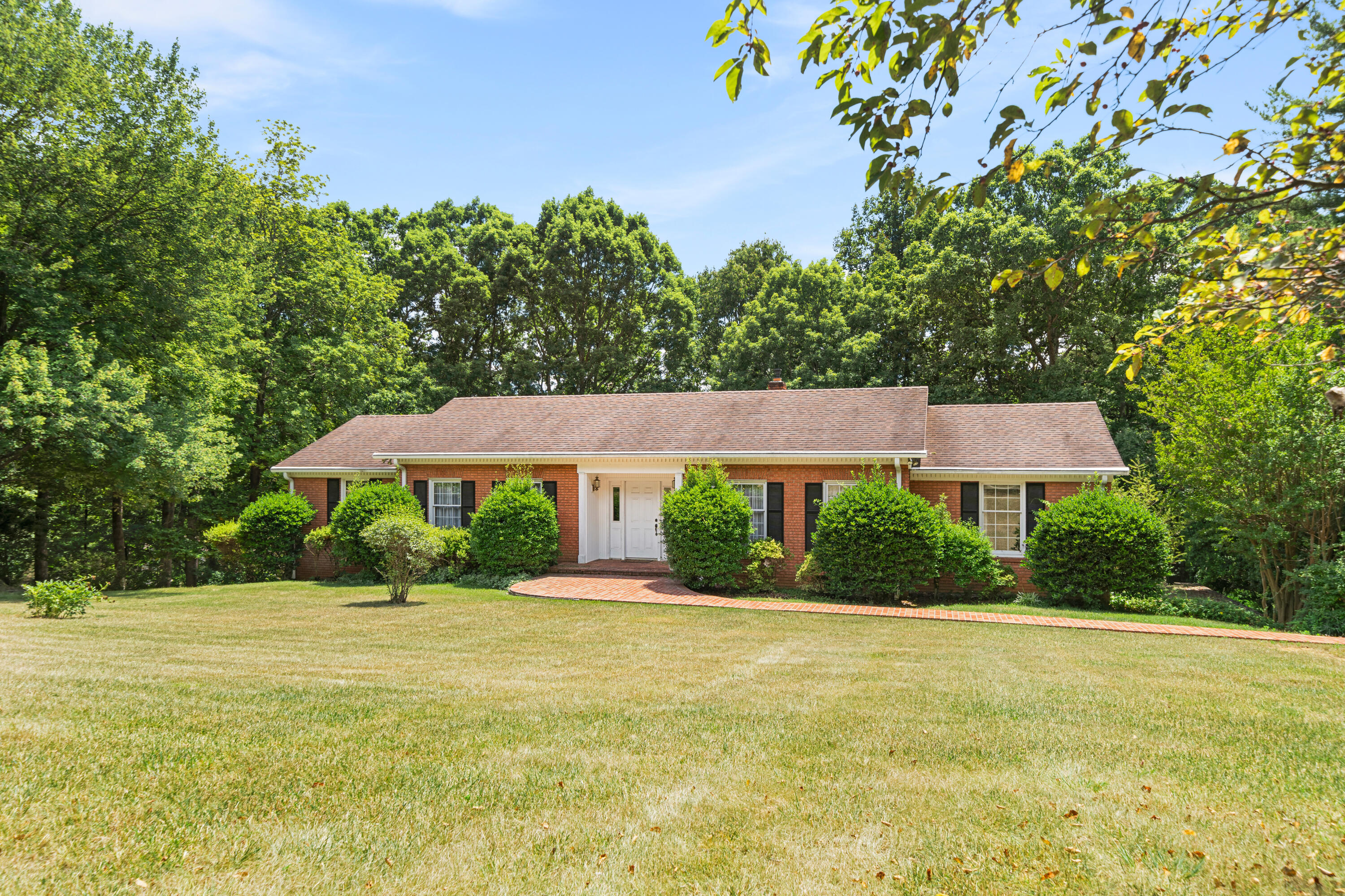 398 Stonebridge Drive Blue Ridge, VA 24064 - Photo 1 of 19 Main