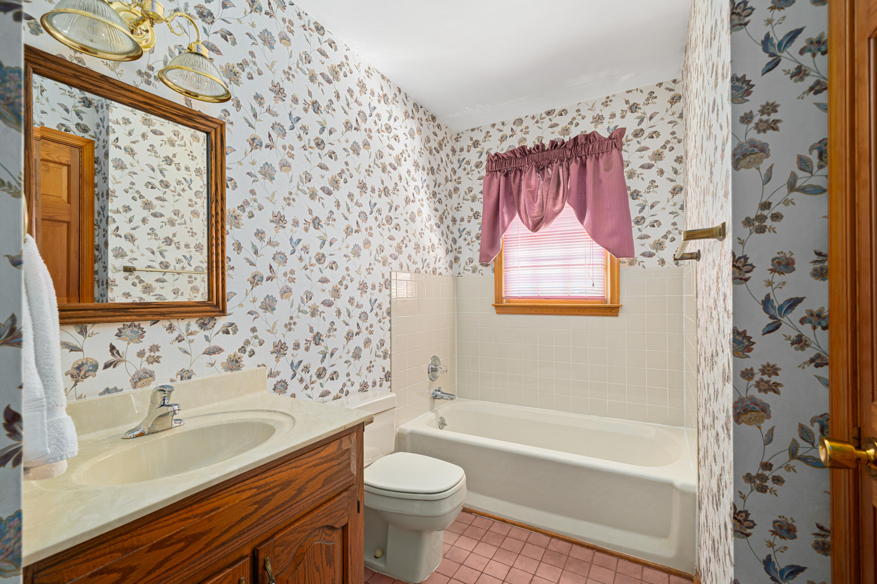 398 Stonebridge Drive Blue Ridge, VA 24064 - Photo 8 of 19 Hall Bath