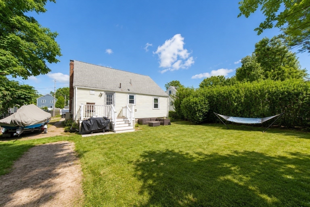 11 Grace Road Quincy, MA 02169 - Photo 6 of 33
