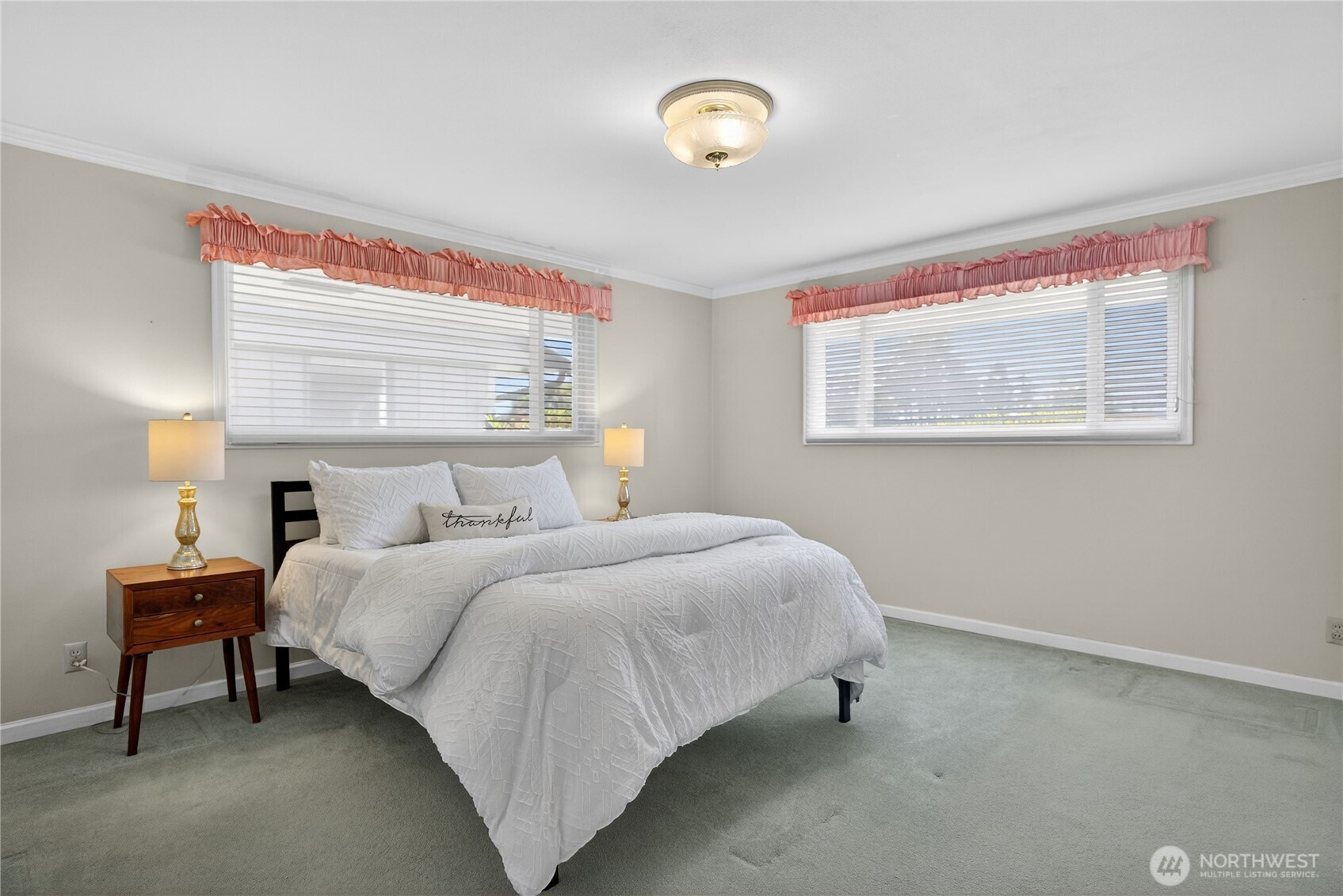 901 Rucker Avenue Everett, WA 98201 - Photo 19 of 40