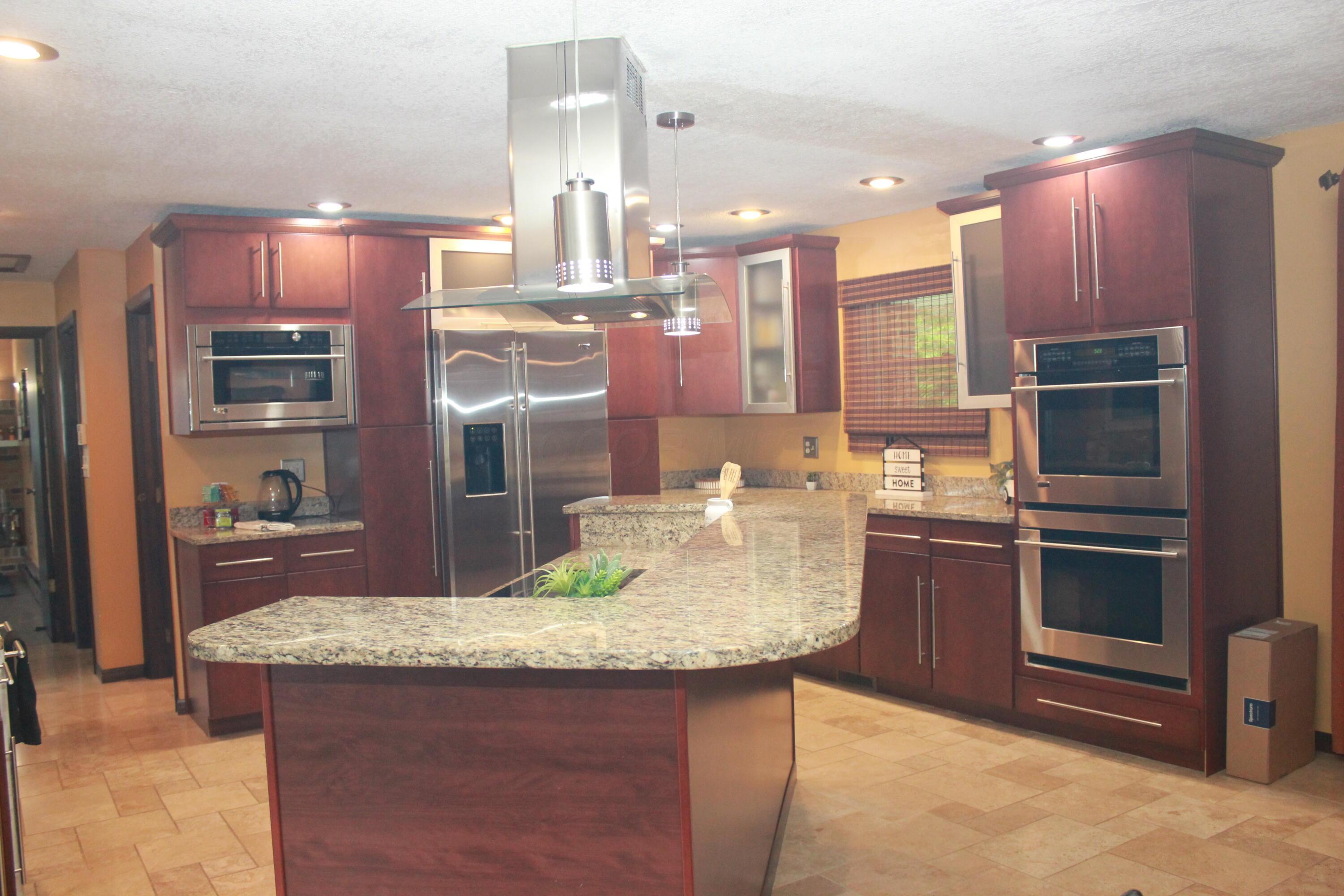 602 Hibbs Road Grove City, OH 43123 - Photo 14 of 50 IMG_5330