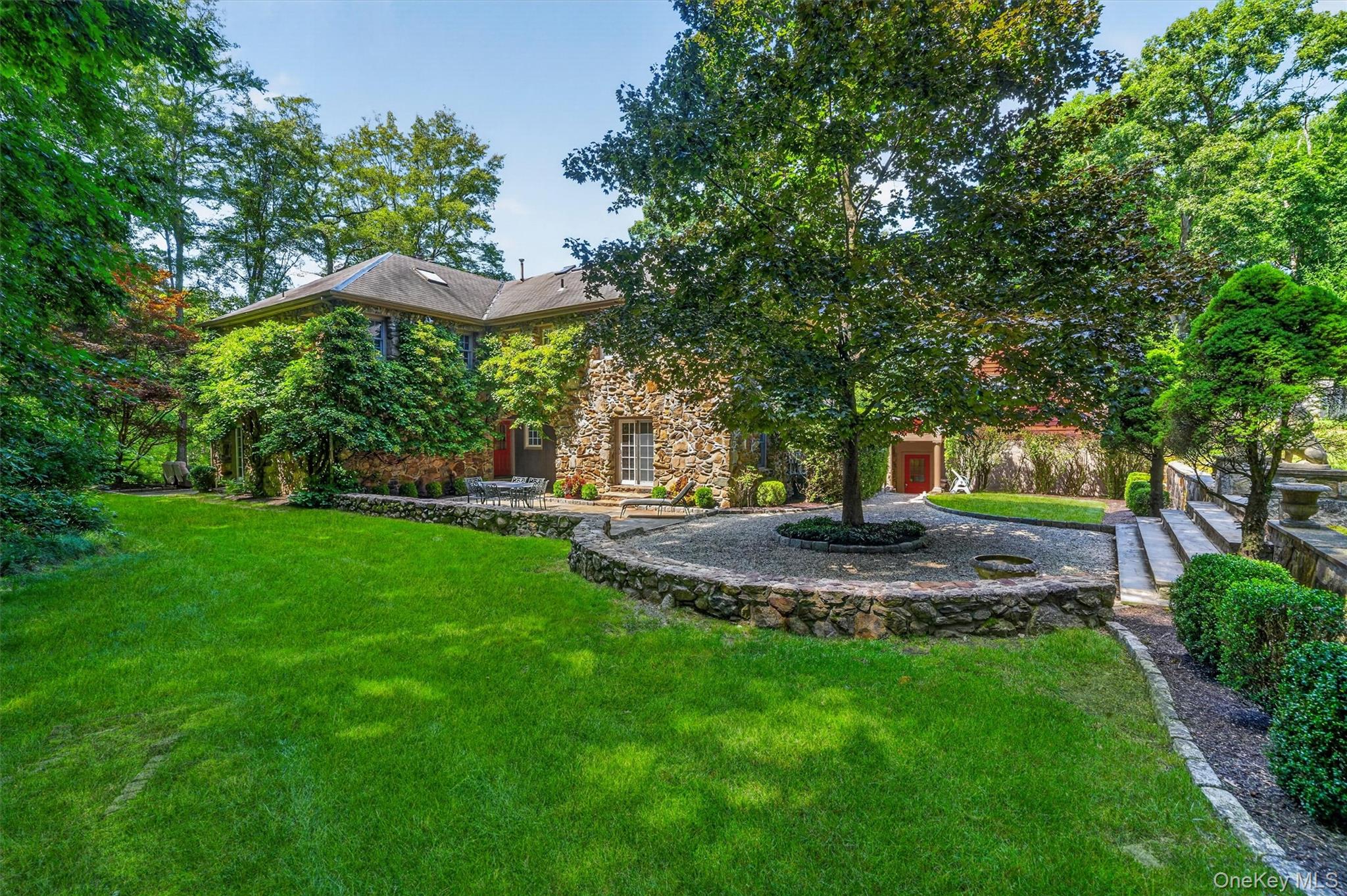 295 Salem Road Pound Ridge, NY 10576 - Photo 37 of 40 Gallery Image 37