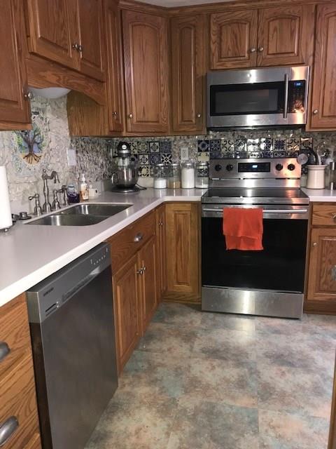233 Quail Run Road Venetia, PA 15367 - Photo 4 of 25 Gallery Image 4