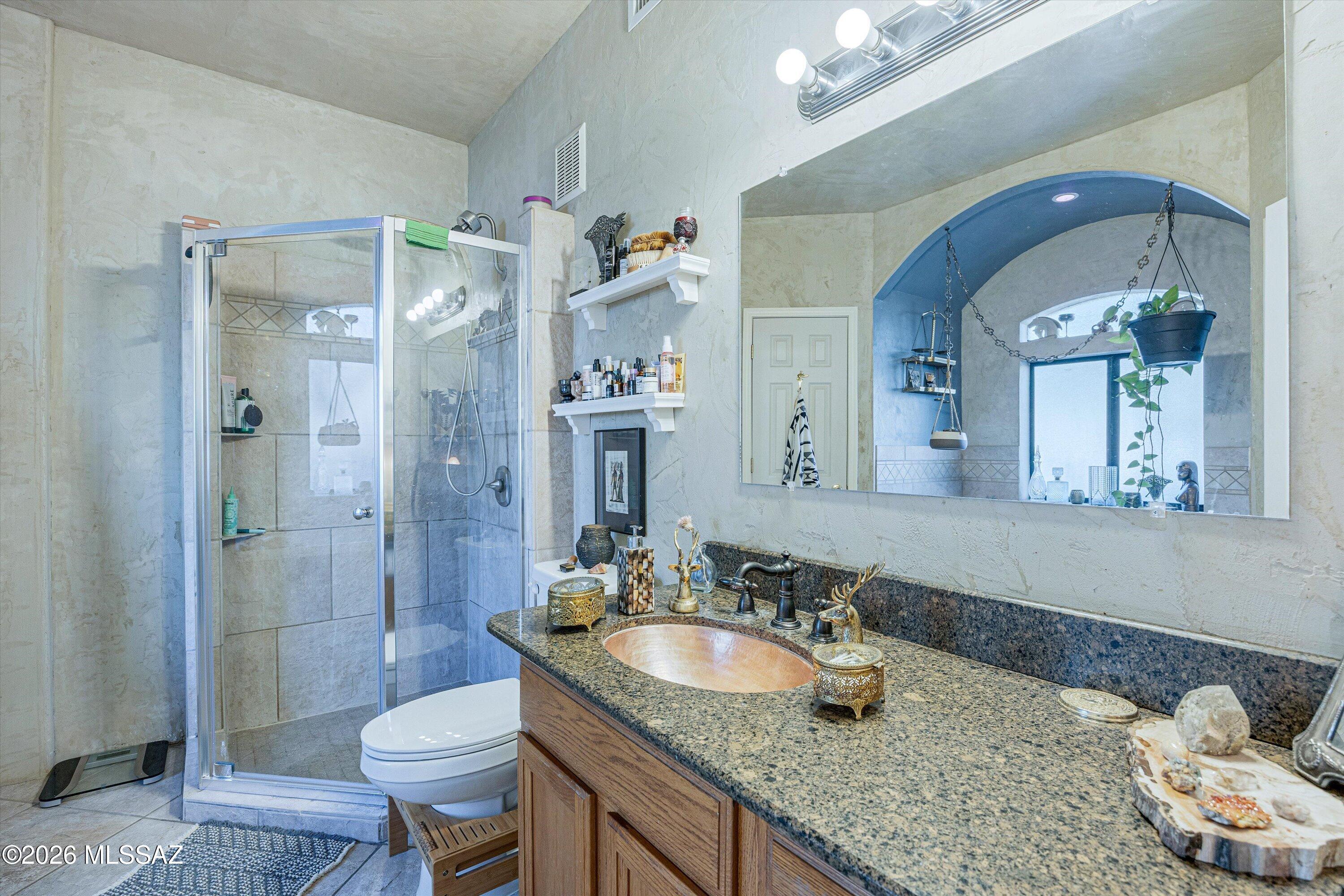 4155 West Coyote Ridge Trail Tucson, AZ 85746 - Photo 20 of 38 Primary Bathroom