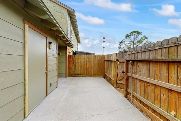 $1,800 | 7825 Cook Road, Houston, TX 77072