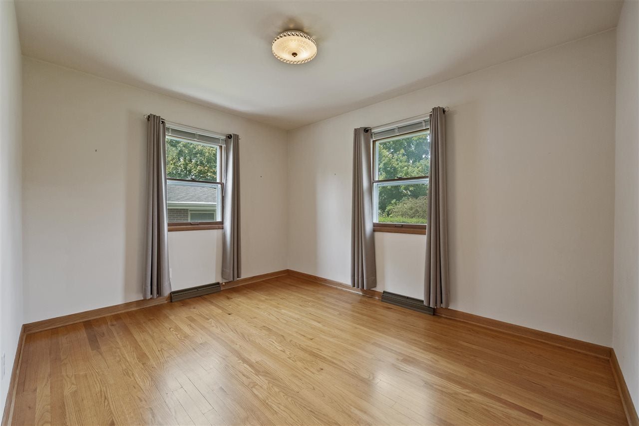 1812 Rochester Court Iowa City, IA 52245 - Photo 15 of 24 Gallery Image 15