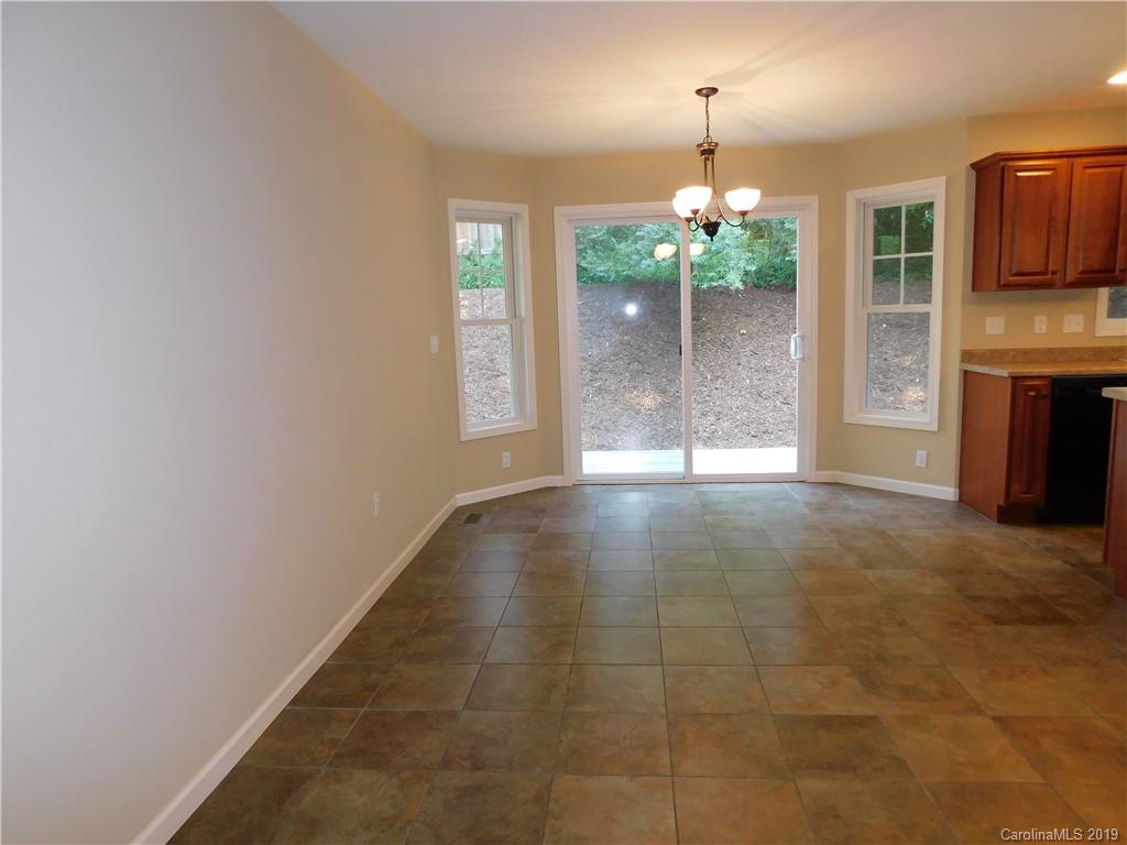 85 Doe Run Road Hendersonville, NC 28792 - Photo 10 of 25 Gallery Image 10