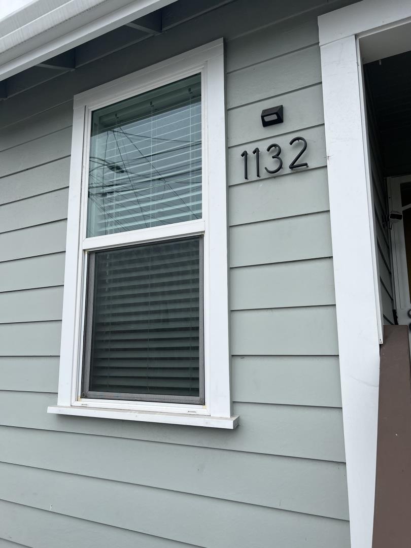 1132 85th Avenue Oakland, CA 94621 - Photo 4 of 28 a view of entryway