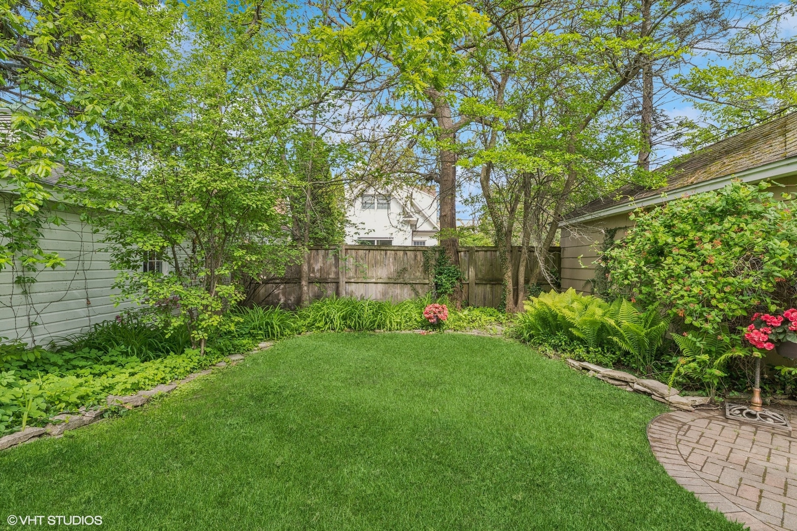 283 Ridge Avenue Winnetka, IL 60093 - Photo 19 of 23