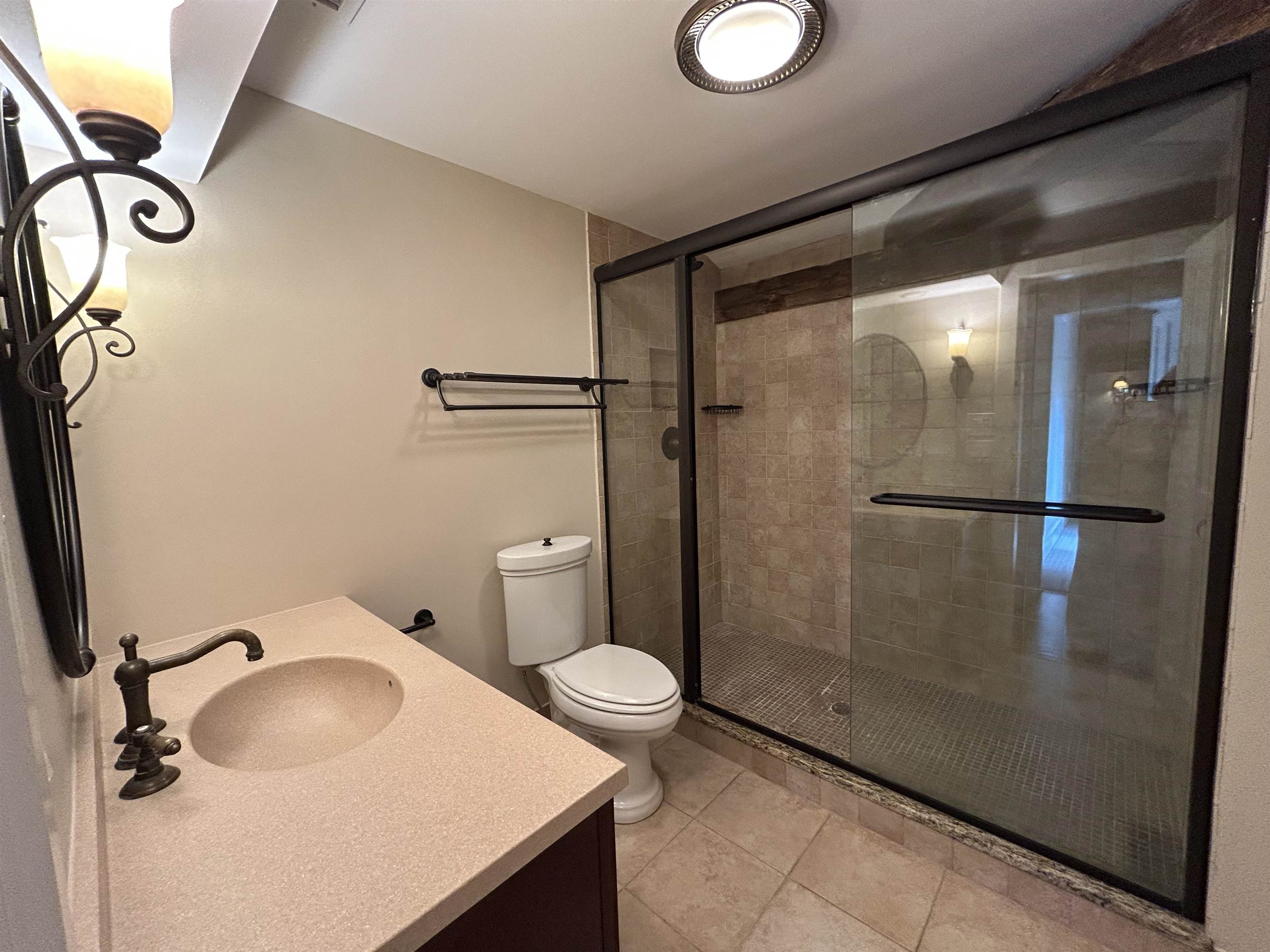 81 Front Street, Unit 3 Exeter, NH 03833 - Photo 28 of 56