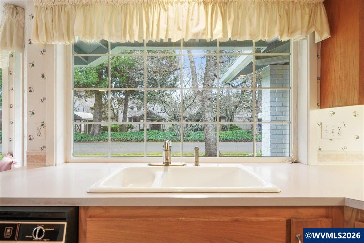 1376 Brickley Road Eugene, OR 97401 - Photo 23 of 50