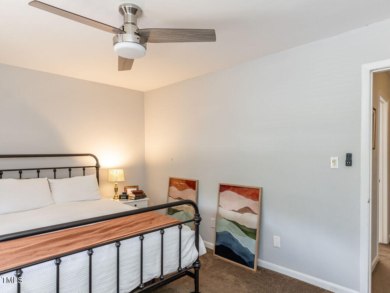 208 Oak Tree Drive Chapel Hill, NC 27517 - Photo 24 of 29 024-1280x960-front-bedroom