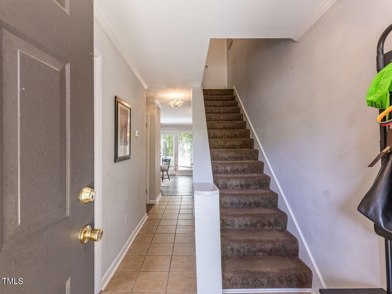 208 Oak Tree Drive Chapel Hill, NC 27517 - Photo 3 of 29 003-1280x960-foyer-entry