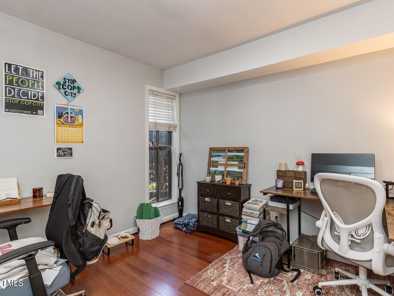 208 Oak Tree Drive Chapel Hill, NC 27517 - Photo 4 of 29 004-1280x960-dining-or-office