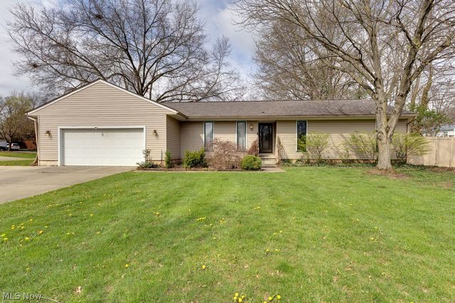 $301,000 | 498 Cartwright Drive, Fairlawn, OH 44333