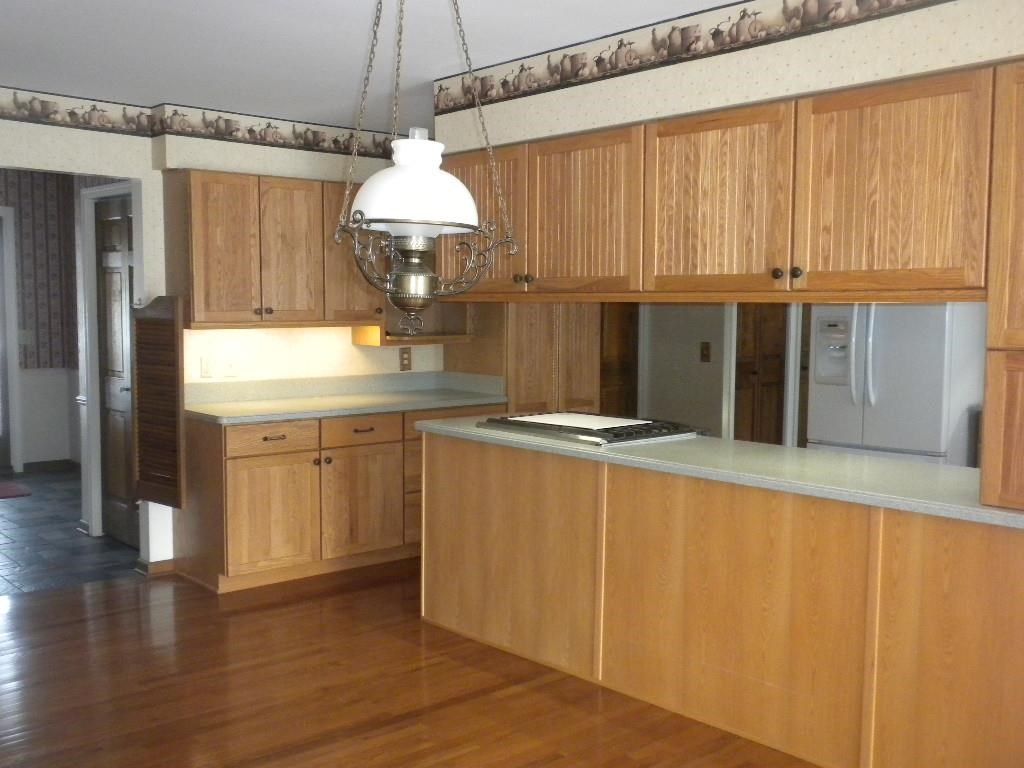 4967 Barnes Road Millington, MI 48746 - Photo 7 of 35 Kitchen Eating Area