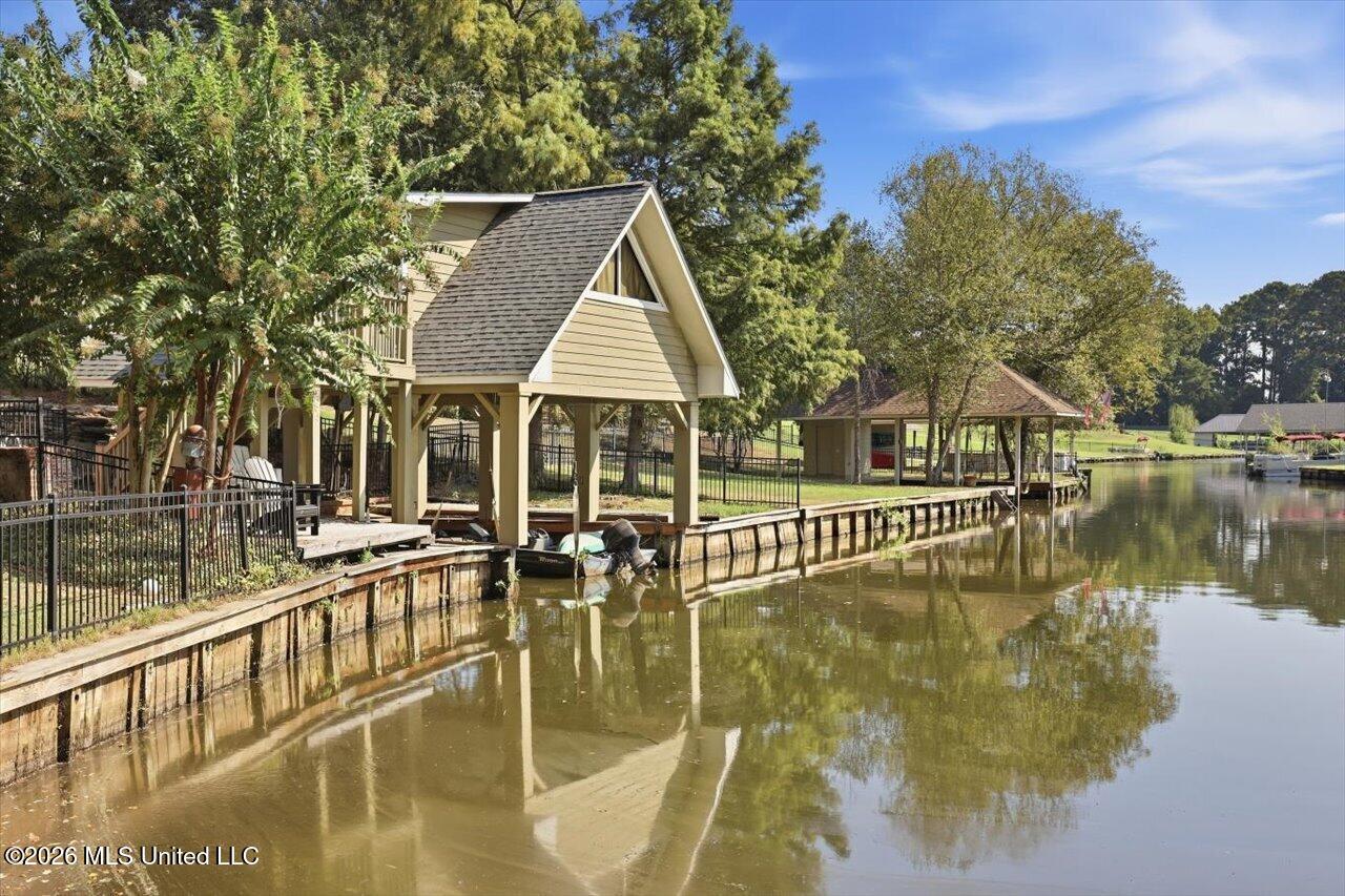 110 Lake Ridge Drive Madison, MS 39110 - Photo 63 of 70 63-110 Lake Ridge Dr _ Hometoursms.com