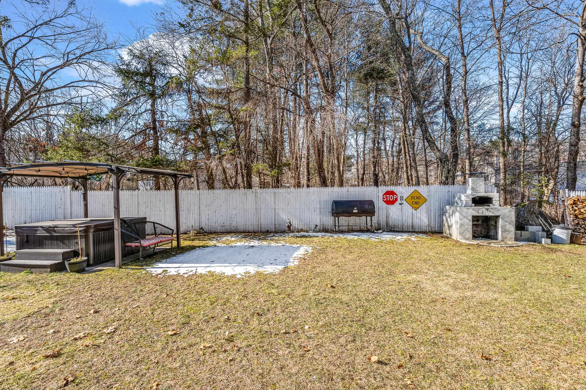 9 Heritage Road Pelham, NH 03076 - Photo 22 of 39