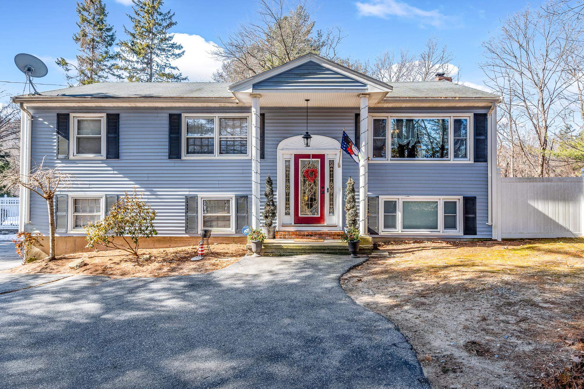 9 Heritage Road Pelham, NH 03076 - Photo 31 of 39