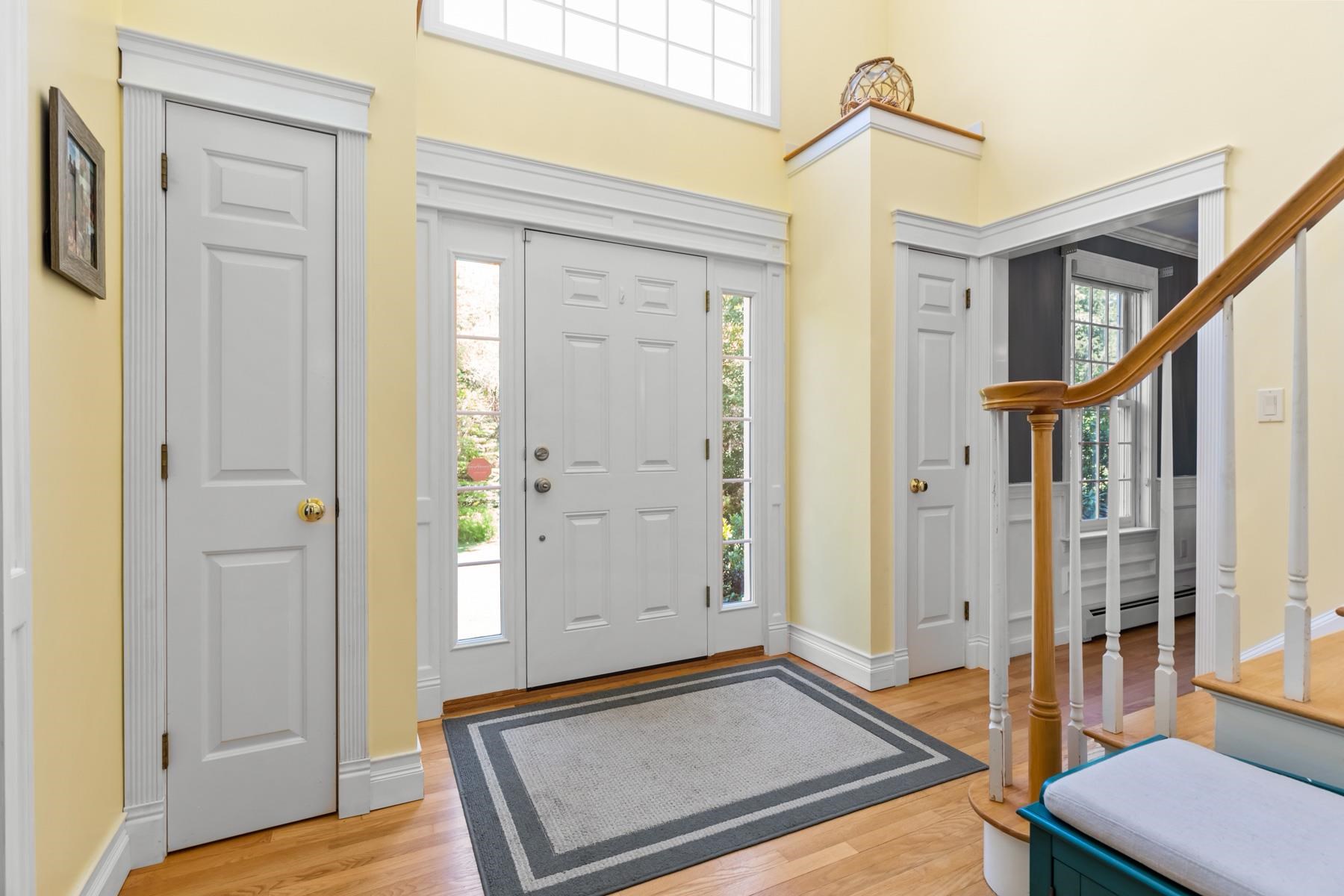 51 Pioneer Road Rye, NH 03870 - Photo 7 of 40