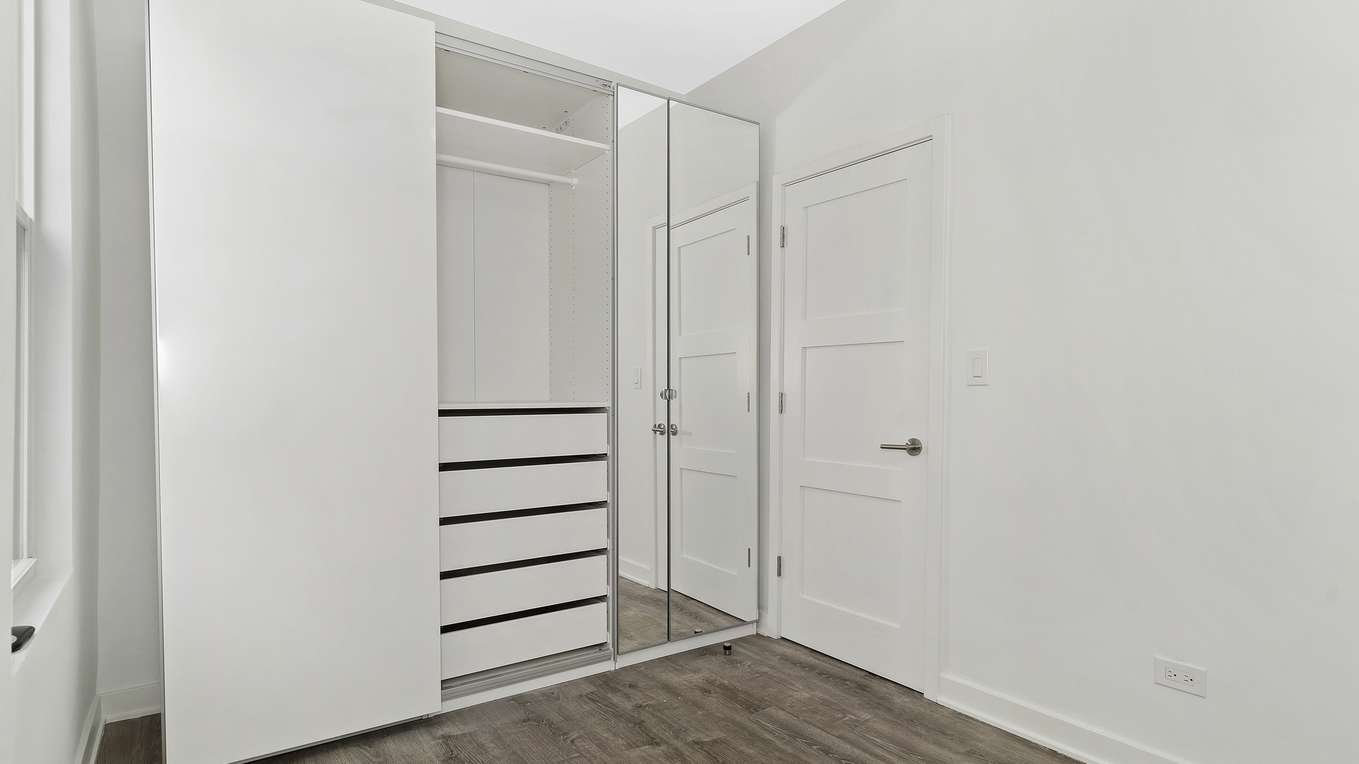 Undisclosed Address Chicago, IL 60622 - Photo 4 of 14 a view of an empty walk in closet