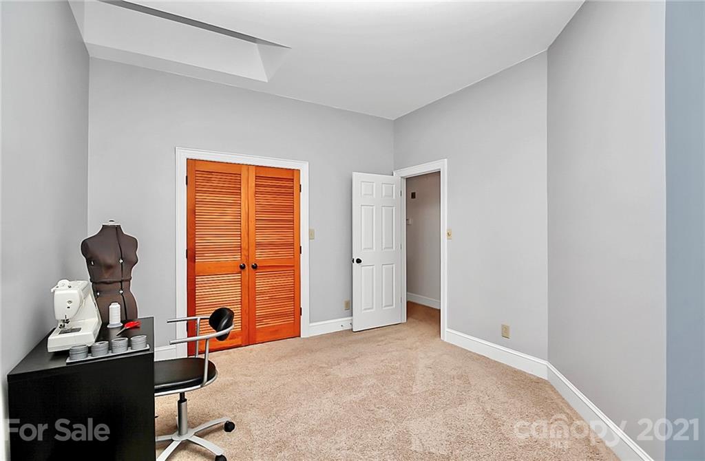 8229 Getalong Road Charlotte, NC 28213 - Photo 25 of 37 Gallery Image 25