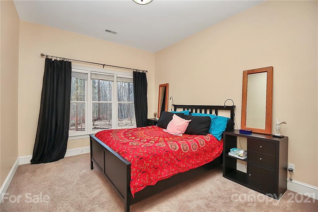 8229 Getalong Road Charlotte, NC 28213 - Photo 26 of 37 Gallery Image 26