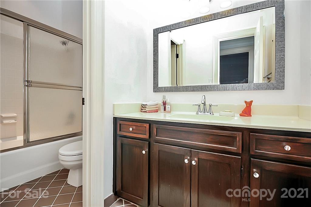 8229 Getalong Road Charlotte, NC 28213 - Photo 27 of 37 Gallery Image 27