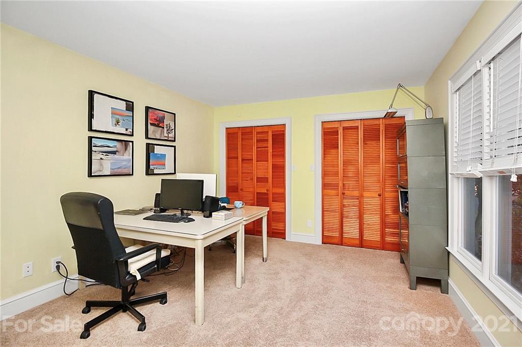 8229 Getalong Road Charlotte, NC 28213 - Photo 28 of 37 Gallery Image 28