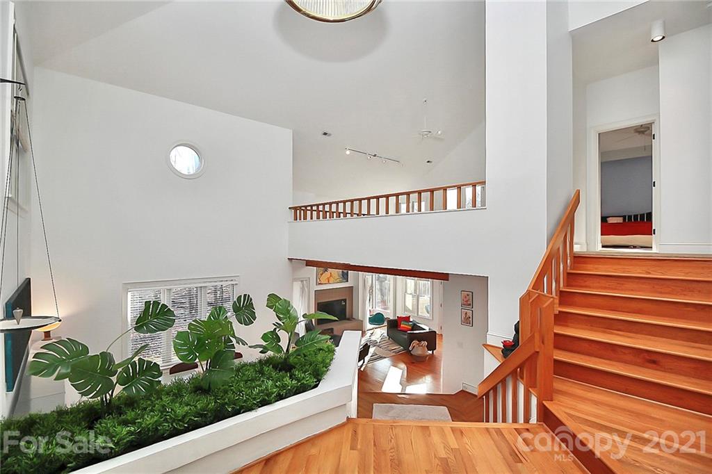 8229 Getalong Road Charlotte, NC 28213 - Photo 4 of 37 Gallery Image 4