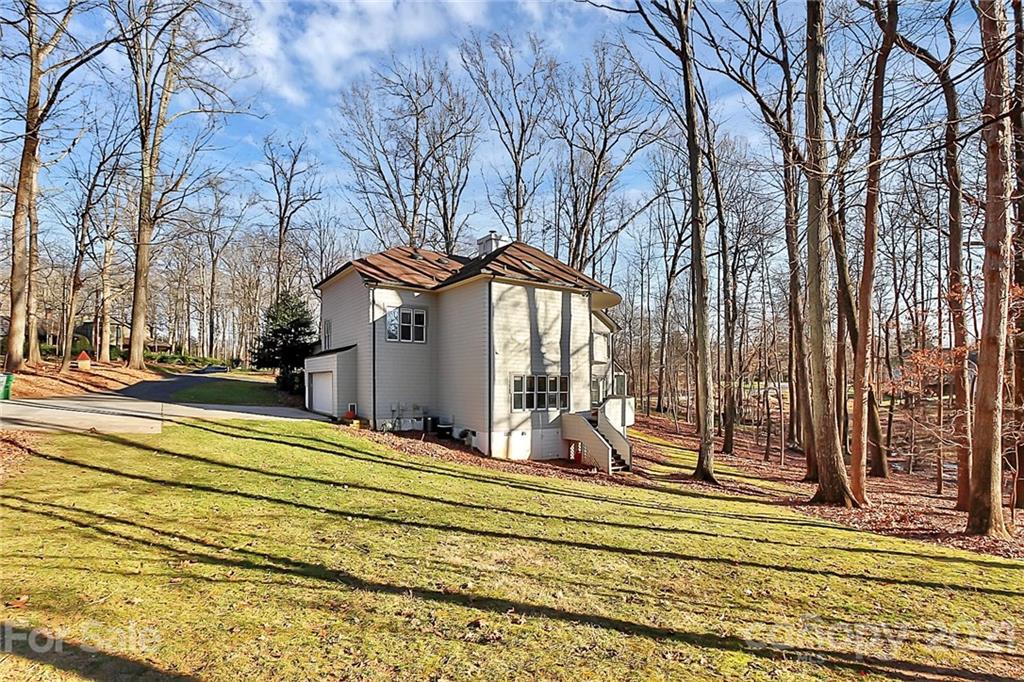 8229 Getalong Road Charlotte, NC 28213 - Photo 34 of 37 Gallery Image 34