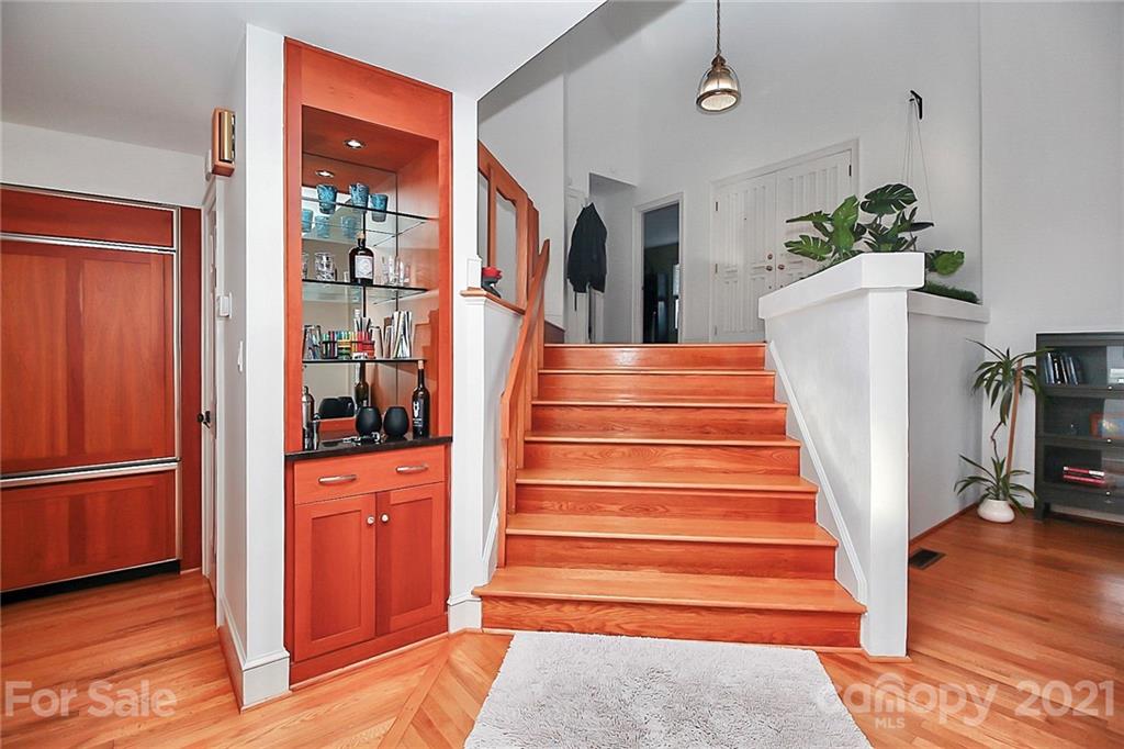 8229 Getalong Road Charlotte, NC 28213 - Photo 6 of 37 Gallery Image 6