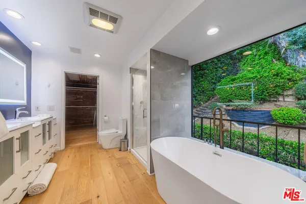 $14,000 | 9305 Beverlycrest Drive, Beverly Hills, CA 90210