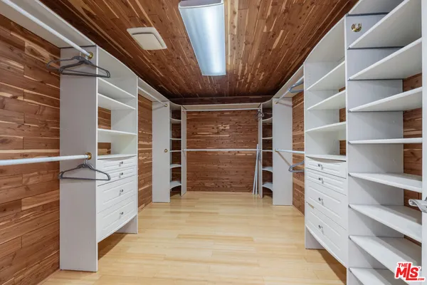 $14,000 | 9305 Beverlycrest Drive, Beverly Hills, CA 90210