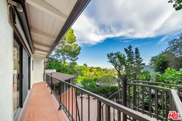 $14,000 | 9305 Beverlycrest Drive, Beverly Hills, CA 90210